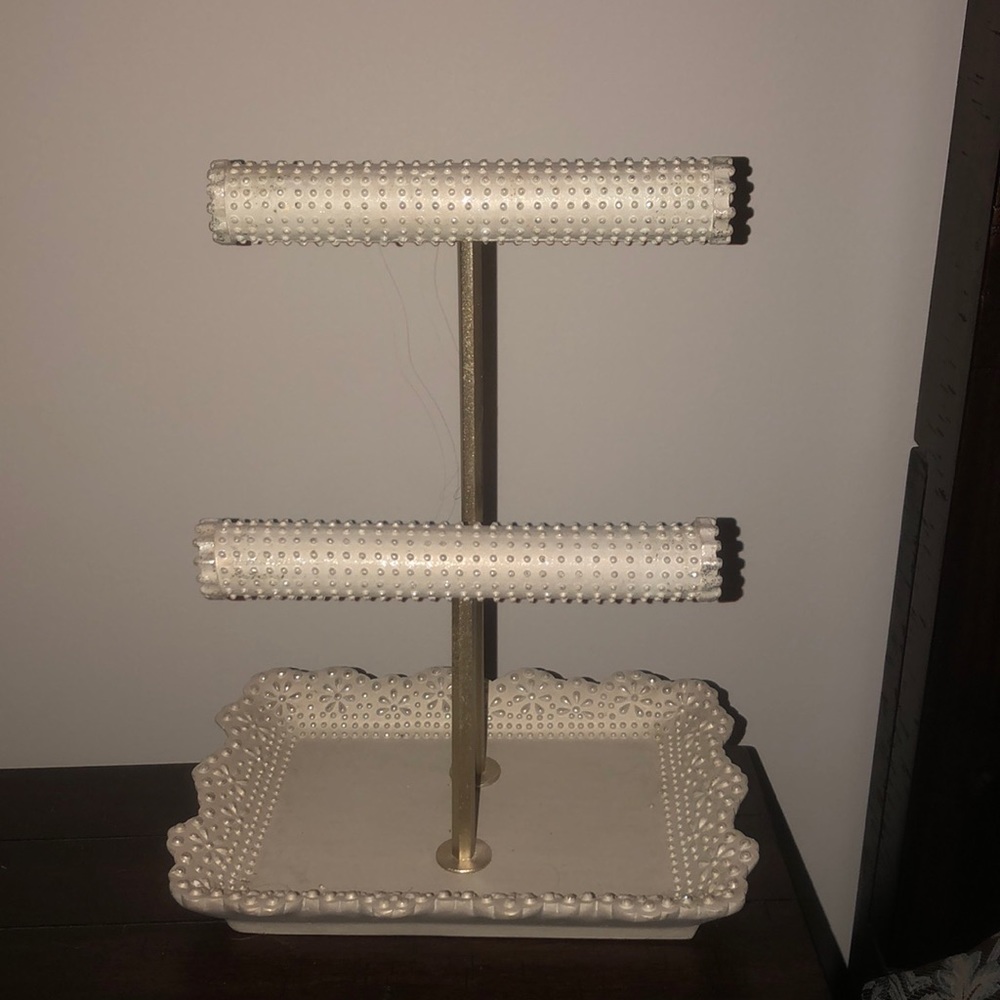 Jewelry holder